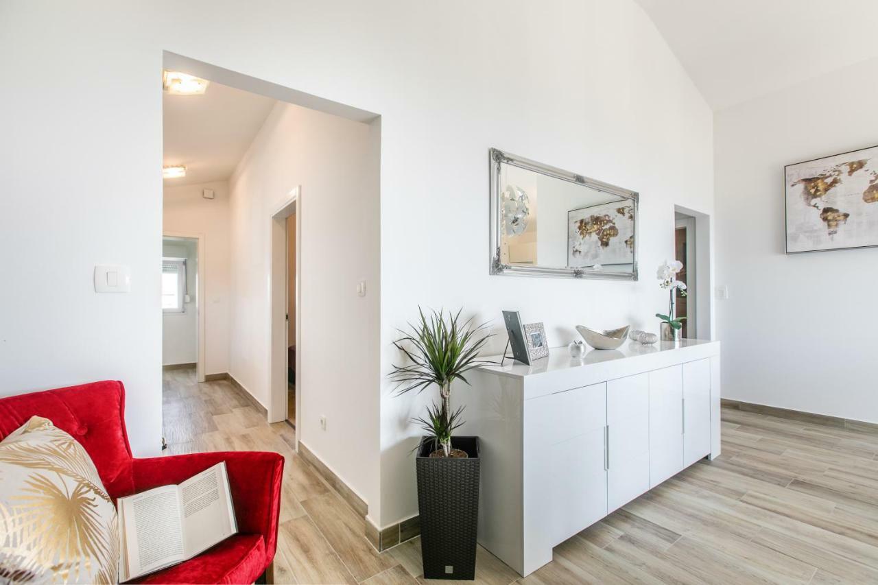 Sea Sparkle Luxury Apartment Split Exteriör bild